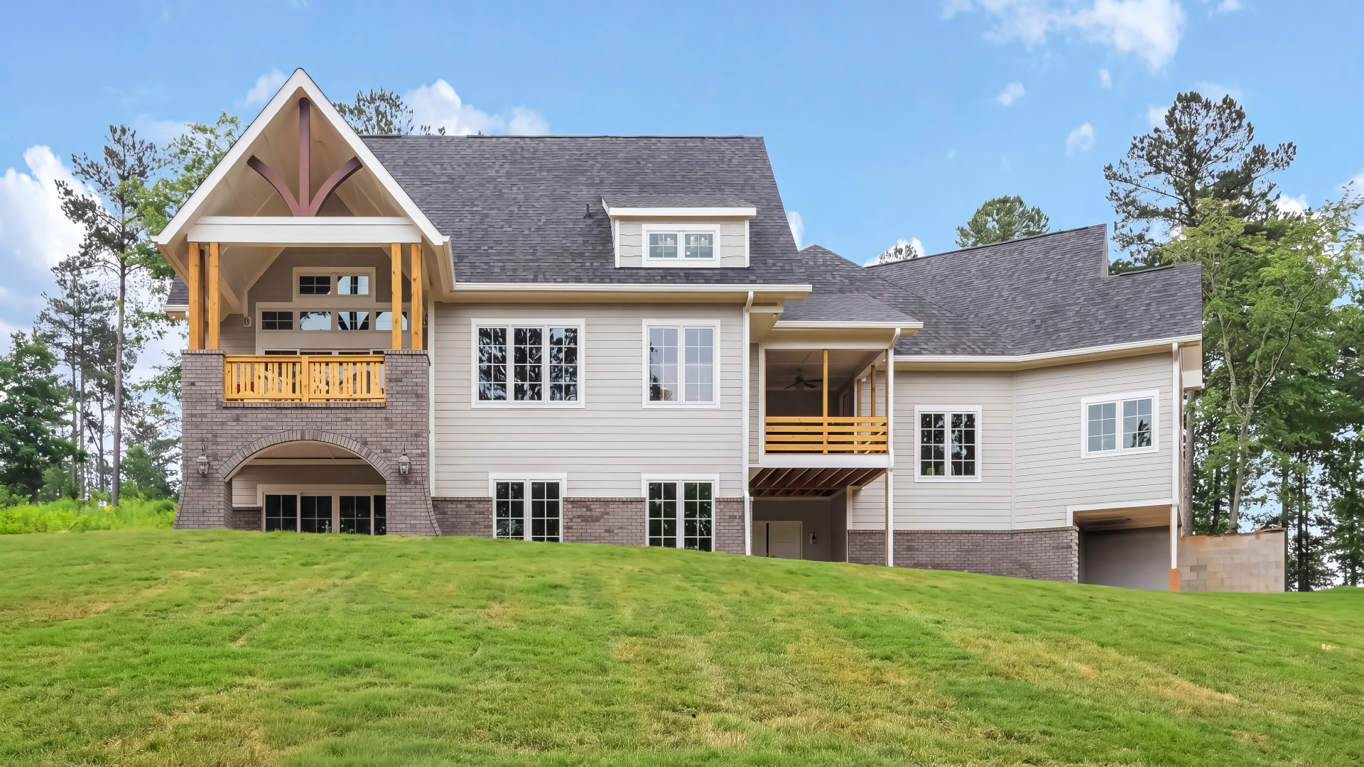 C.V. Building LLC